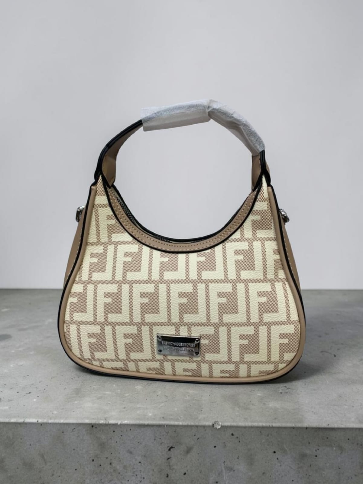 Moon Bag (Beige)