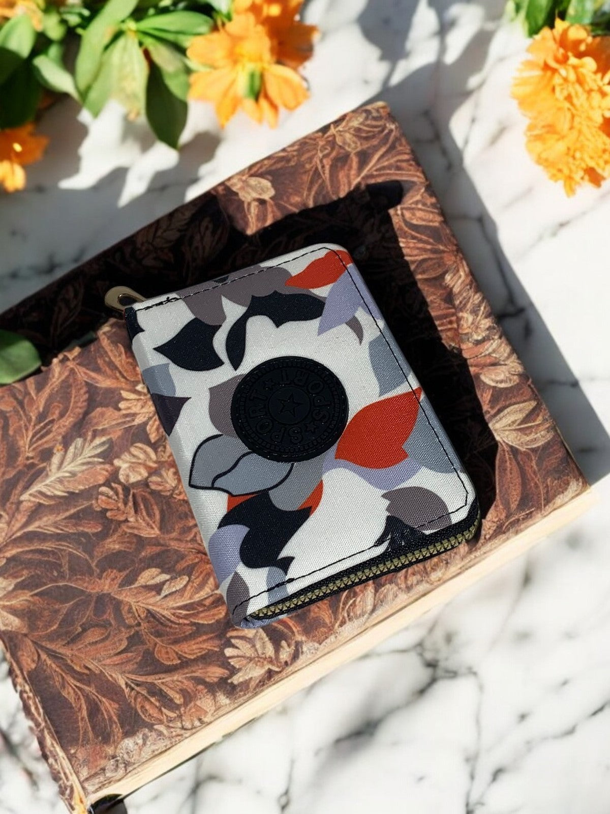 Black Cardholder